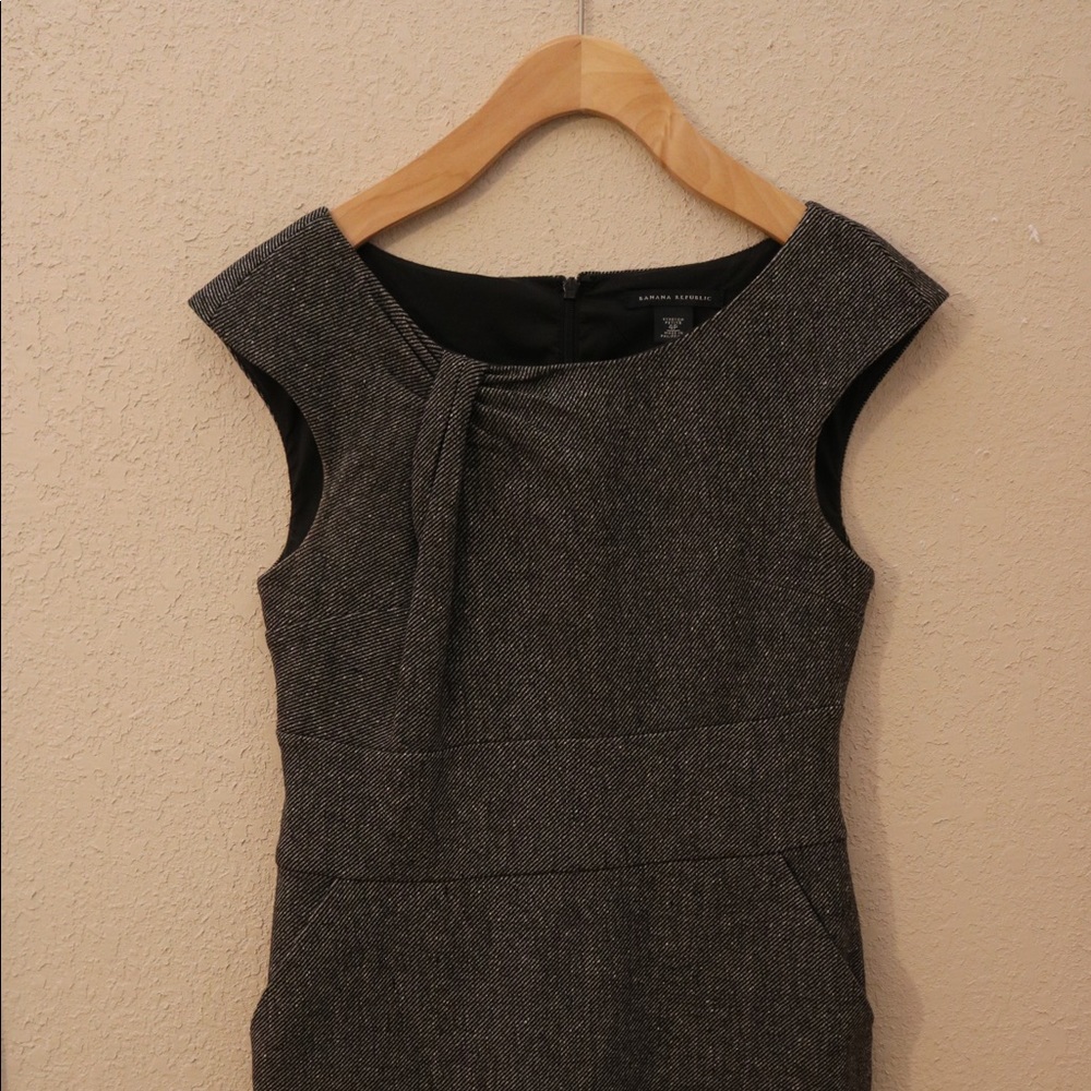Grey shift dress with pockets